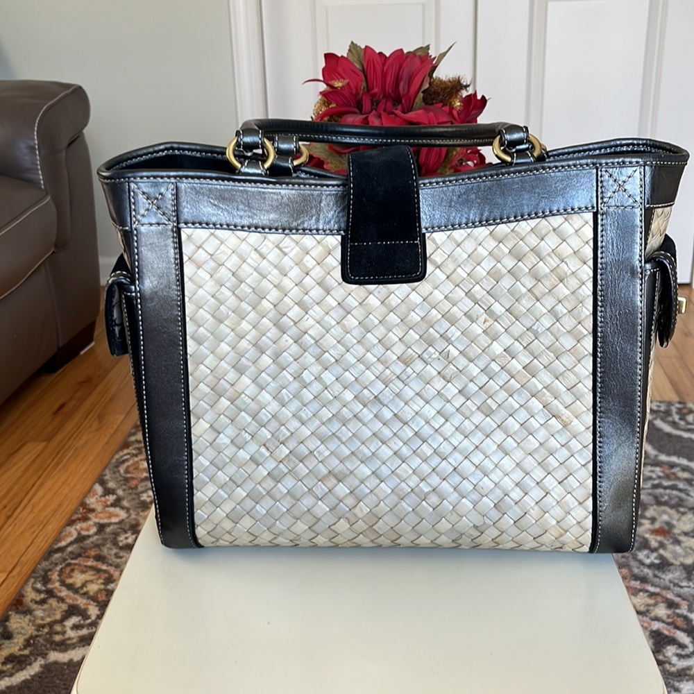 Straw Coach Tote Bag - Picture 3 of 10